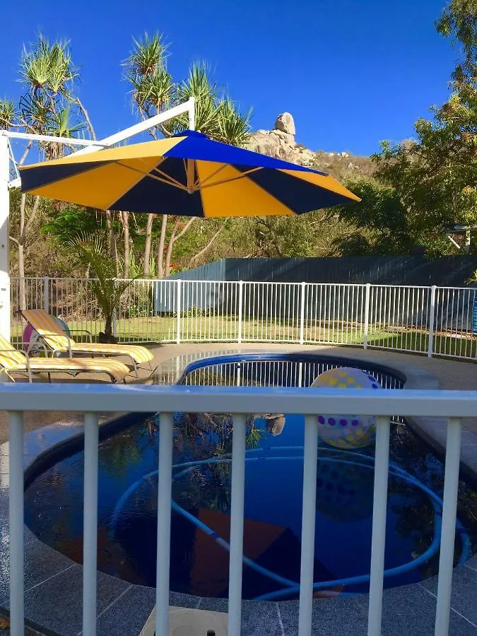 Holiday home Golden Sands Beach House Bowen