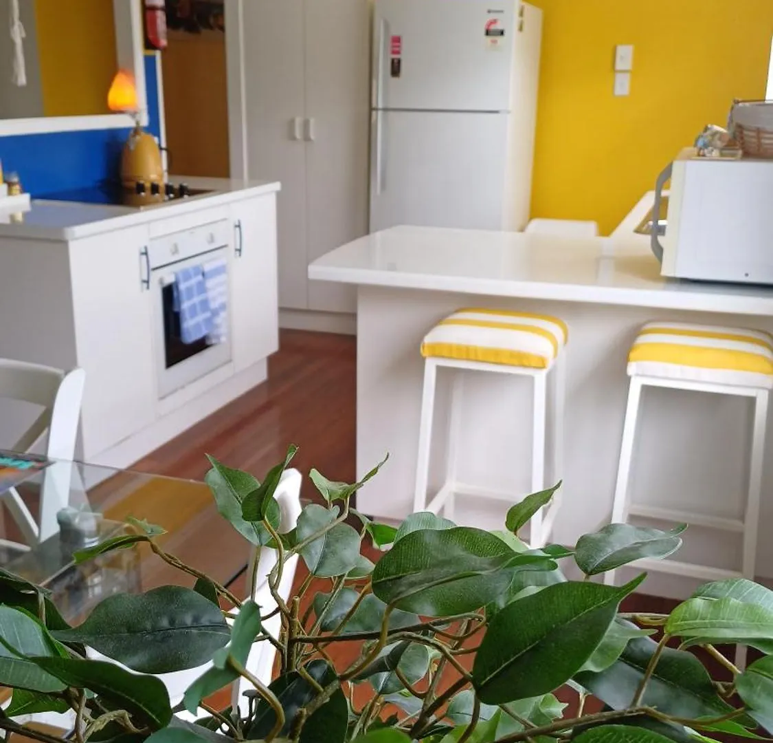 Golden Sands Beach House بوين 0*,  أستراليا